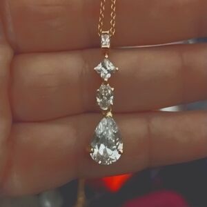 diamond essence drop necklace